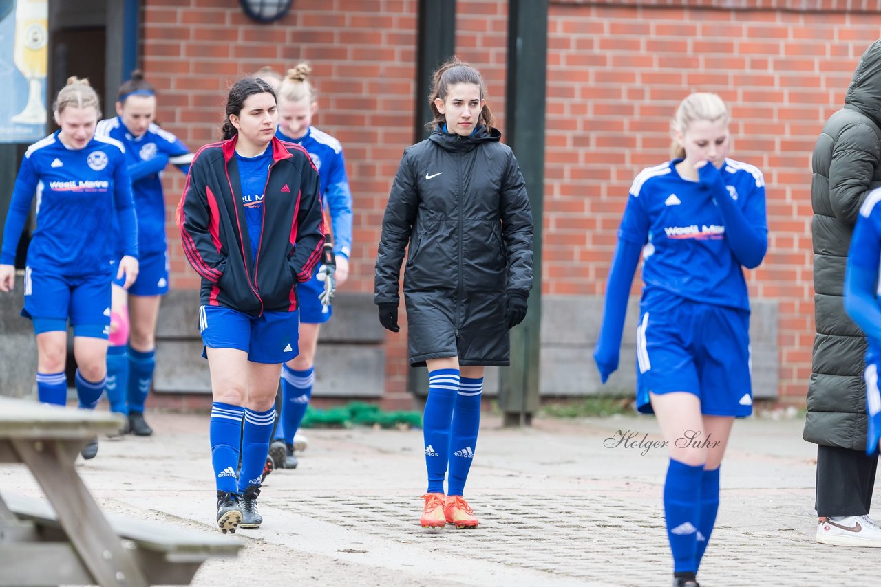 Bild 286 - F SSC Hagen Ahrensburg - SV Frisia Risum-Lindholm : Ergebnis: 1:2